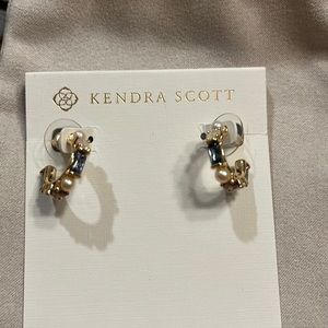 Kendra Scott Madelyn Huggie-Neutral Mix